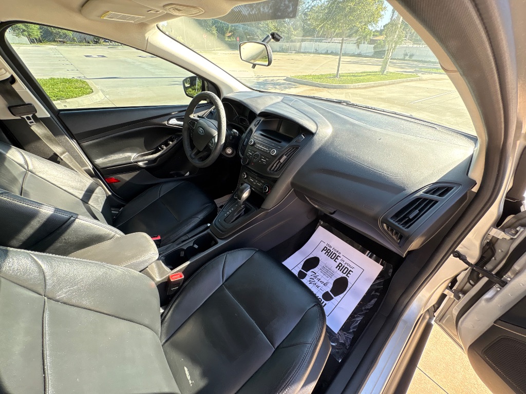 2017 Ford Focus - $7,995