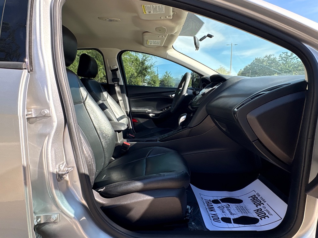 2017 Ford Focus - $7,995