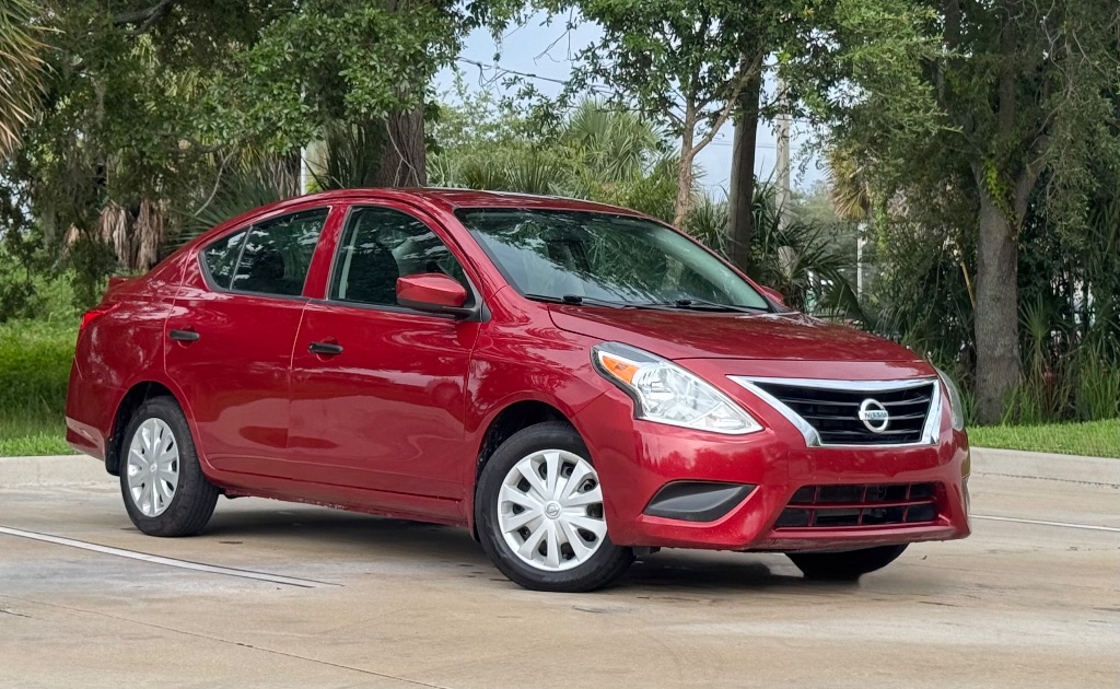 2017 Nissan Versa - $6,995