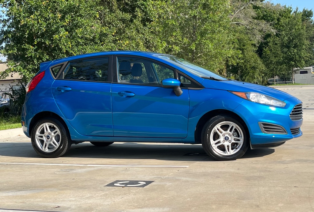 2017 Ford Fiesta - $6,995