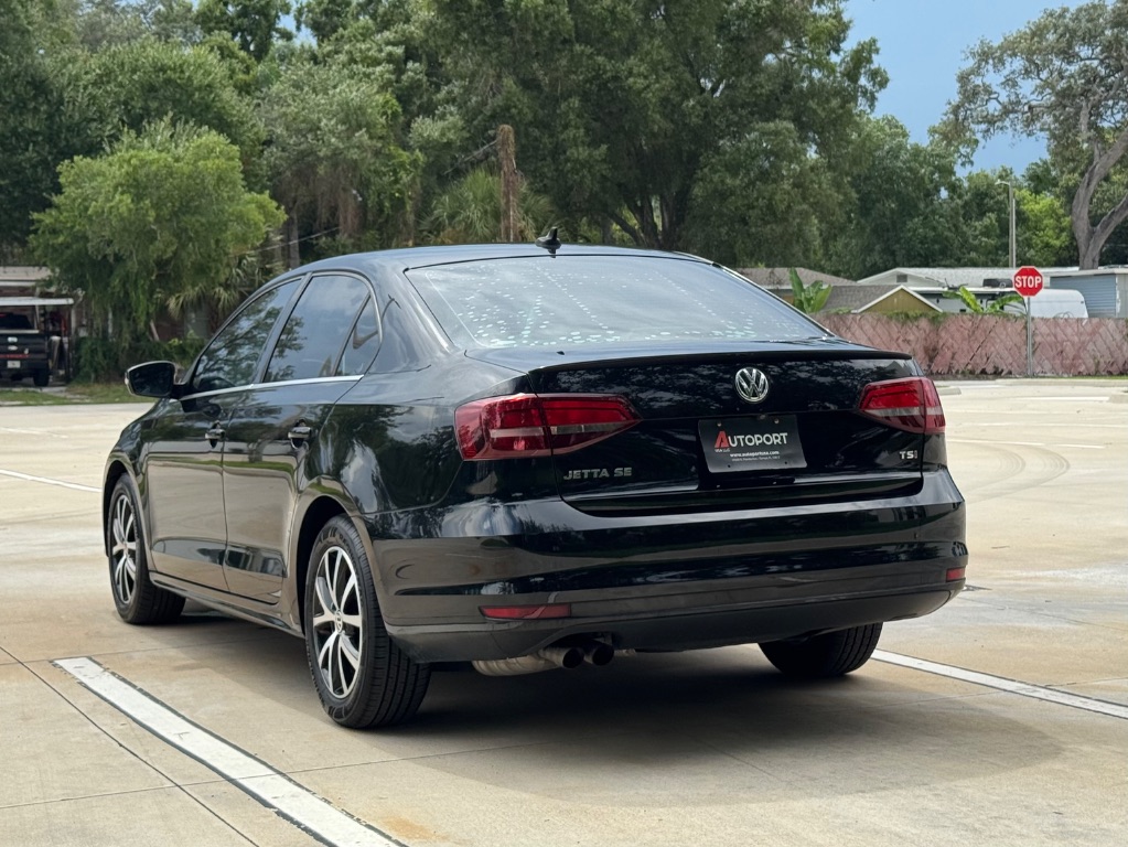 2017 Volkswagen Jetta - $8,395