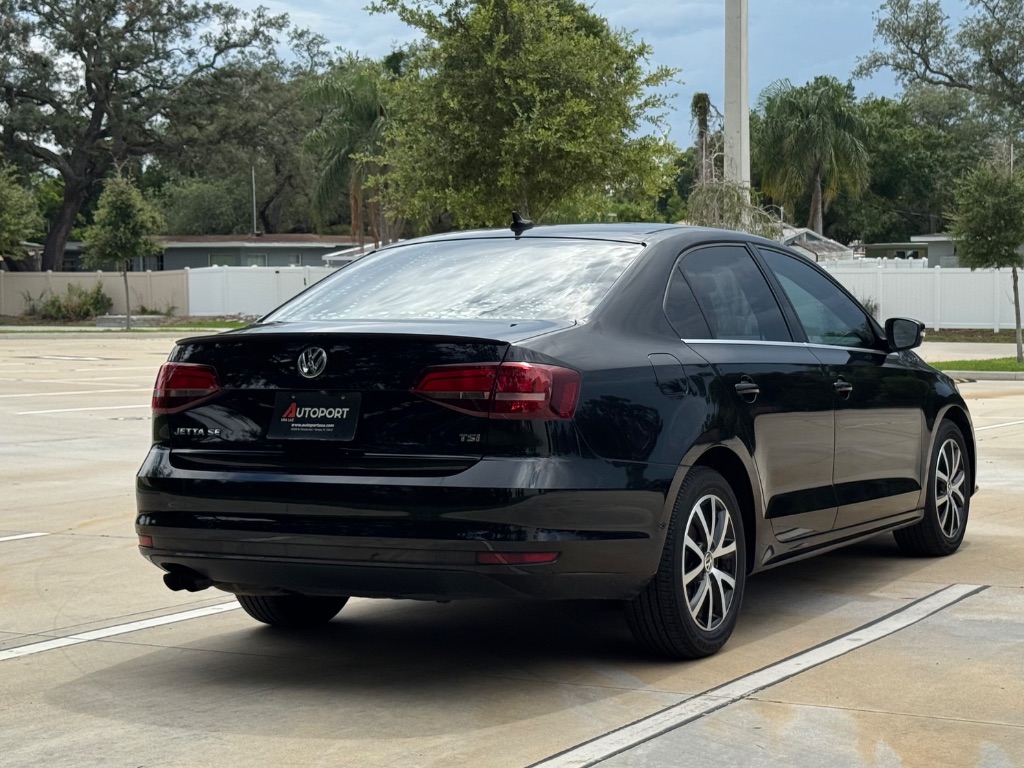 2017 Volkswagen Jetta - $8,395
