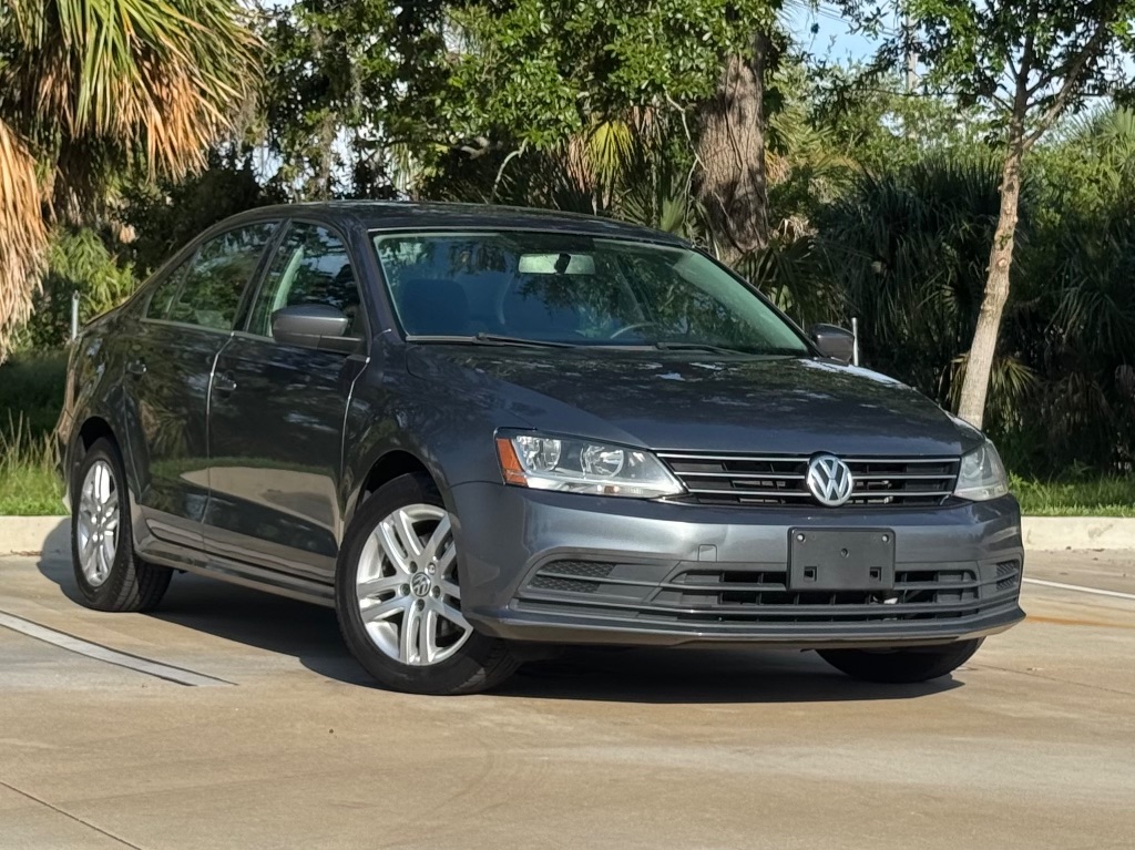2017 Volkswagen Jetta - $7,995