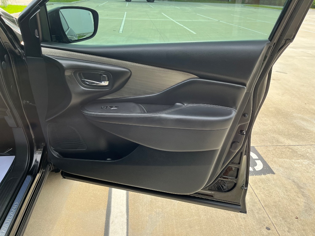 2017 Nissan Murano - $12,235