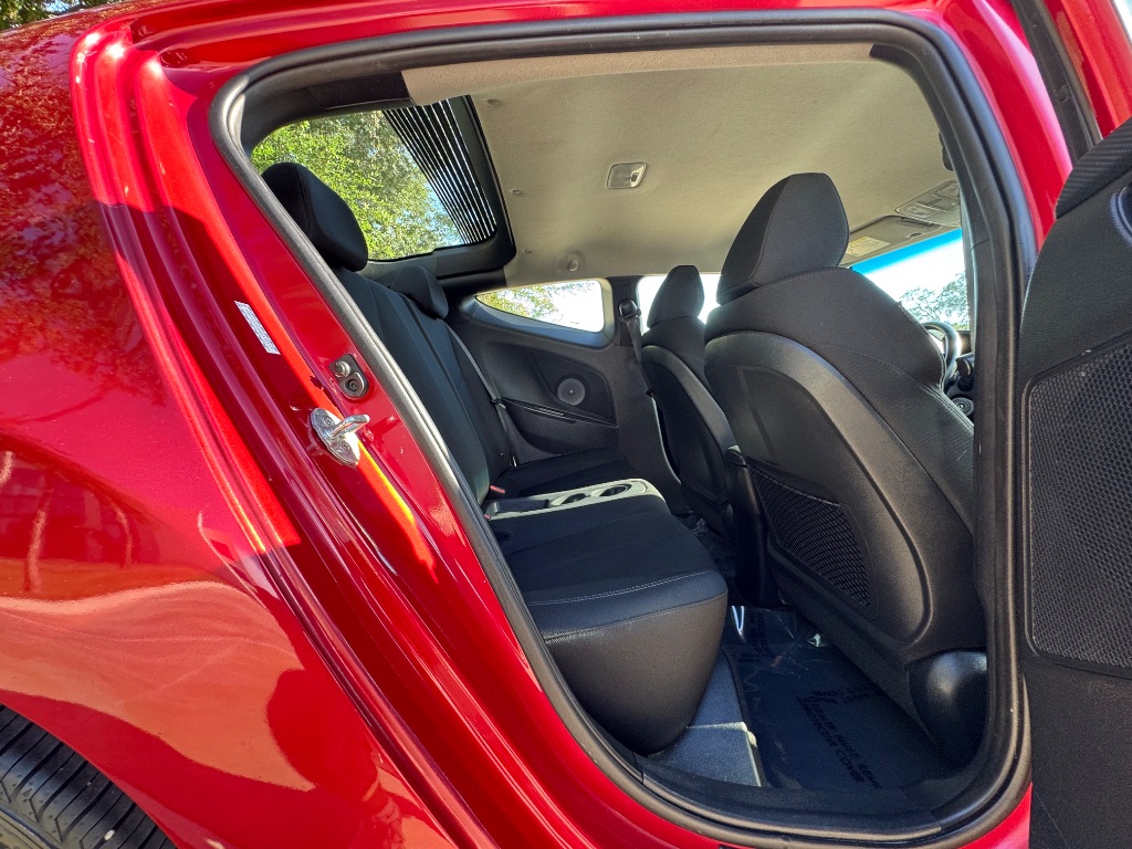 2017 Hyundai Veloster - $7,695