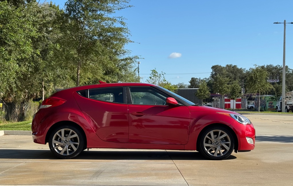 2017 Hyundai Veloster - $7,695
