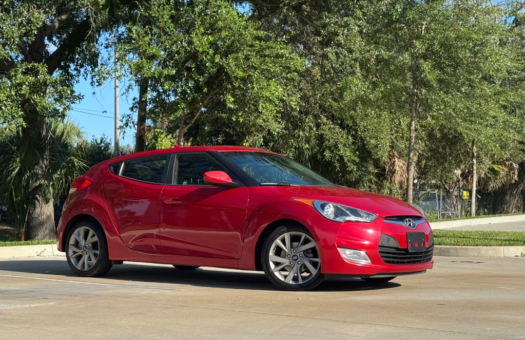 2017 Hyundai Veloster - $7,695