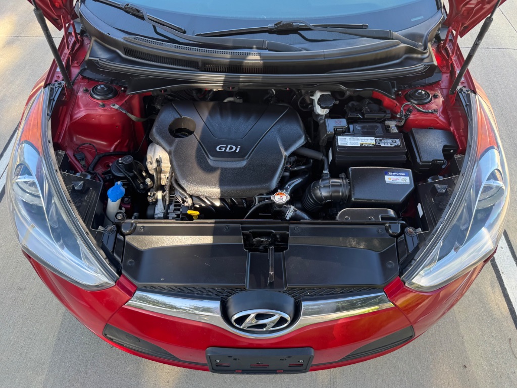 2017 Hyundai Veloster - $7,695