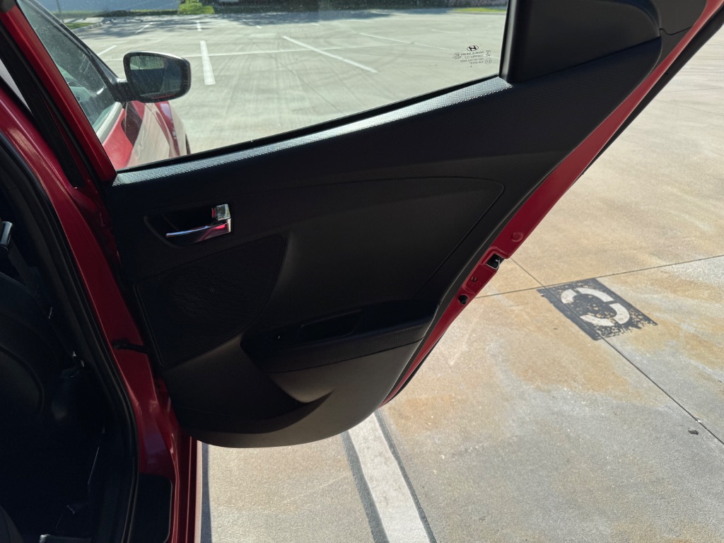 2017 Hyundai Veloster - $7,695