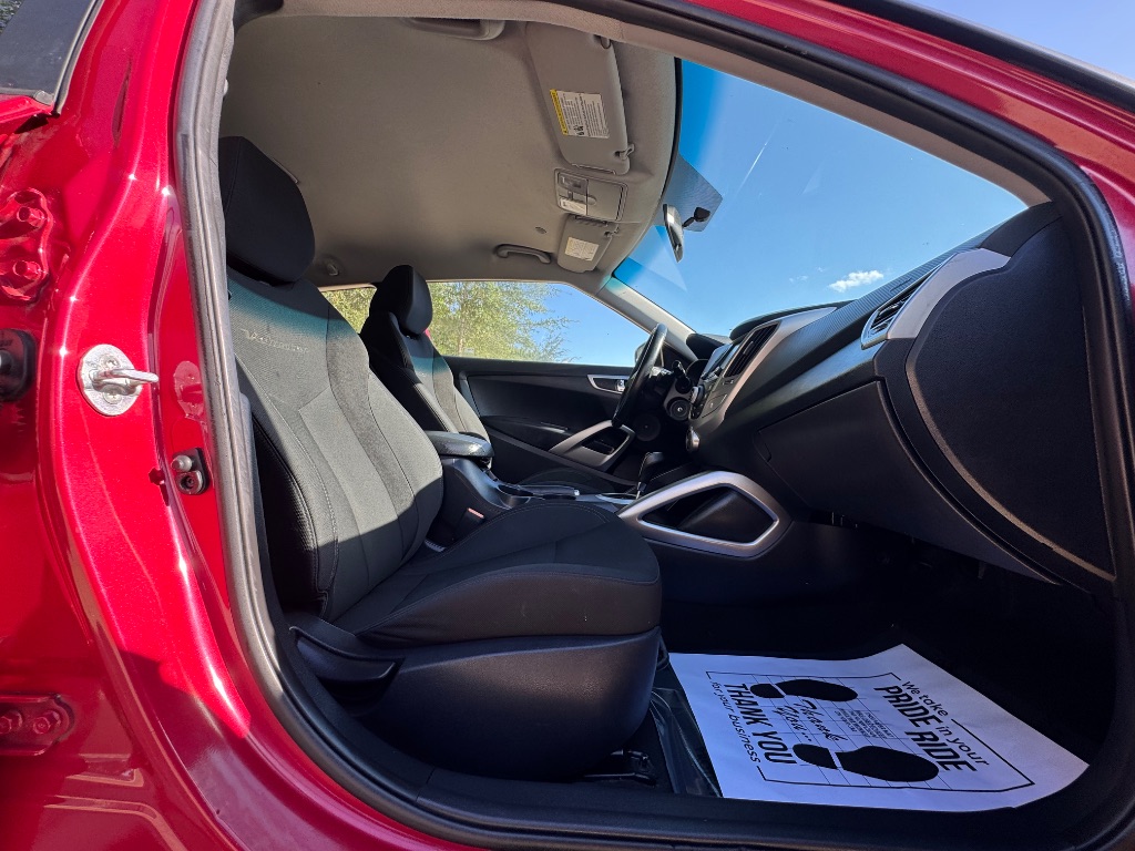 2017 Hyundai Veloster - $7,695