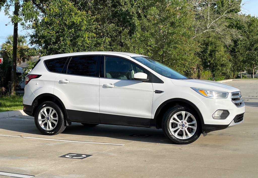 2017 Ford Escape - $7,995