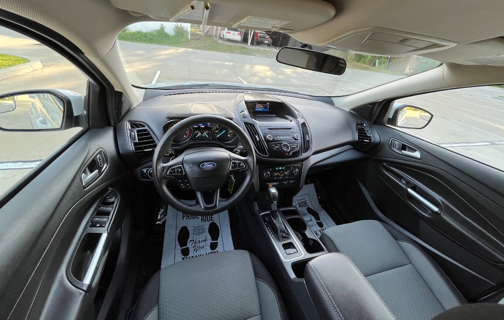 2017 Ford Escape - $7,995