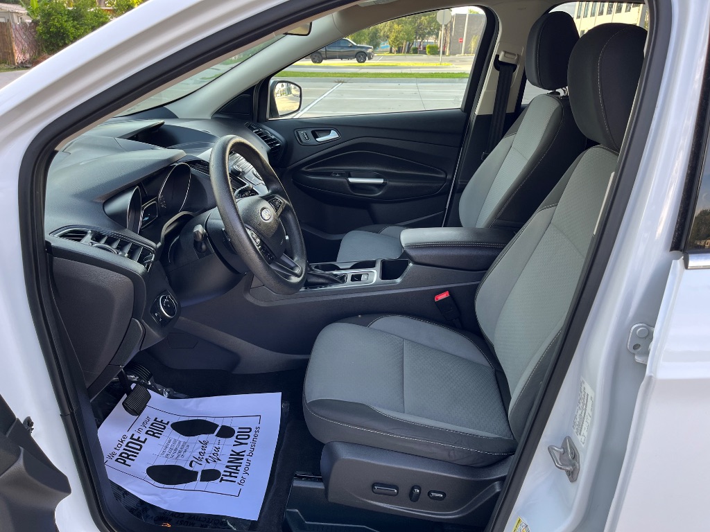 2017 Ford Escape - $7,995