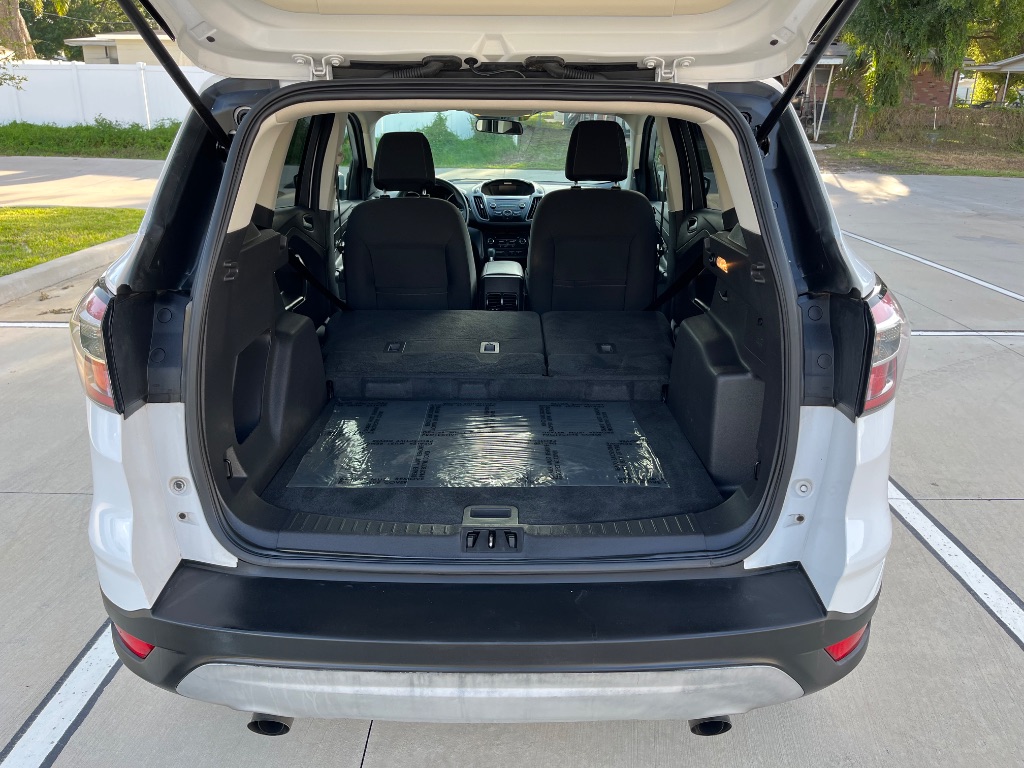 2017 Ford Escape - $7,995
