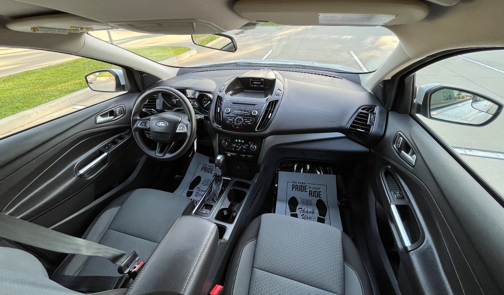 2017 Ford Escape - $7,995