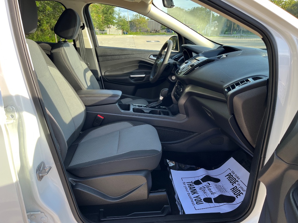 2017 Ford Escape - $7,995