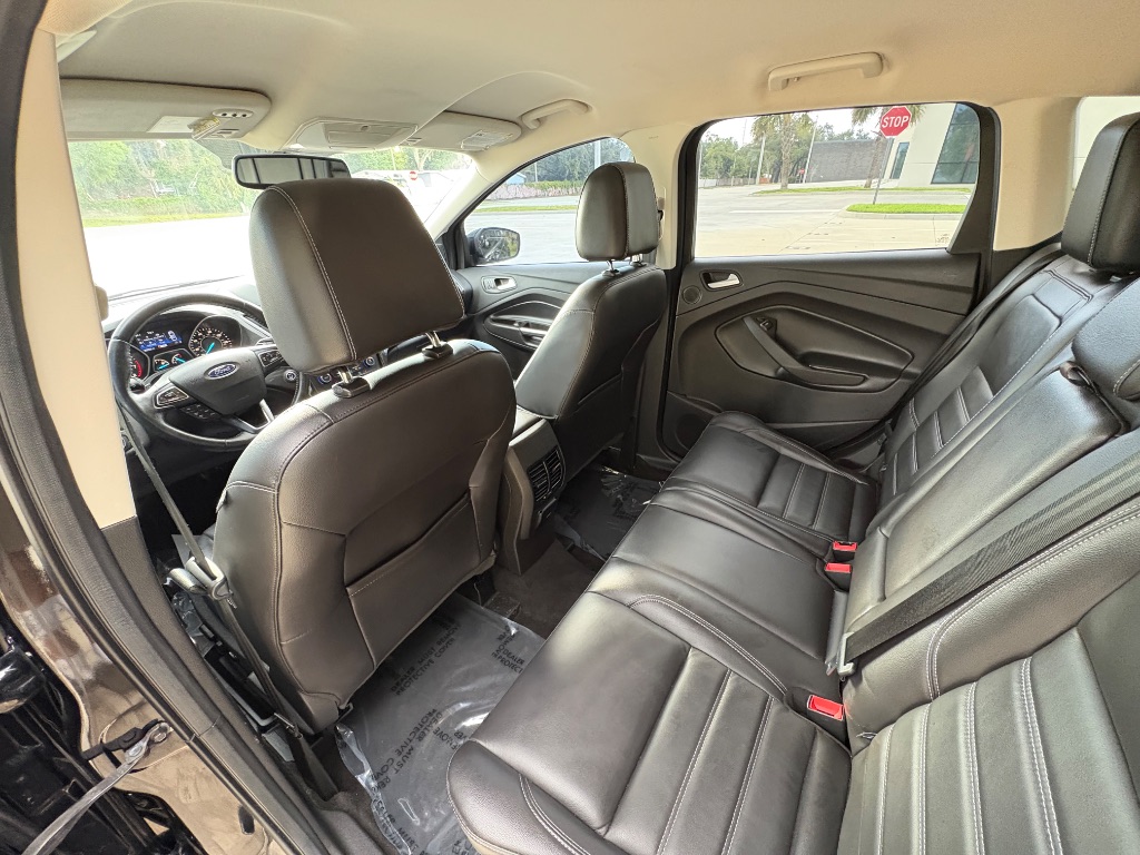 2017 Ford Escape - $10,495