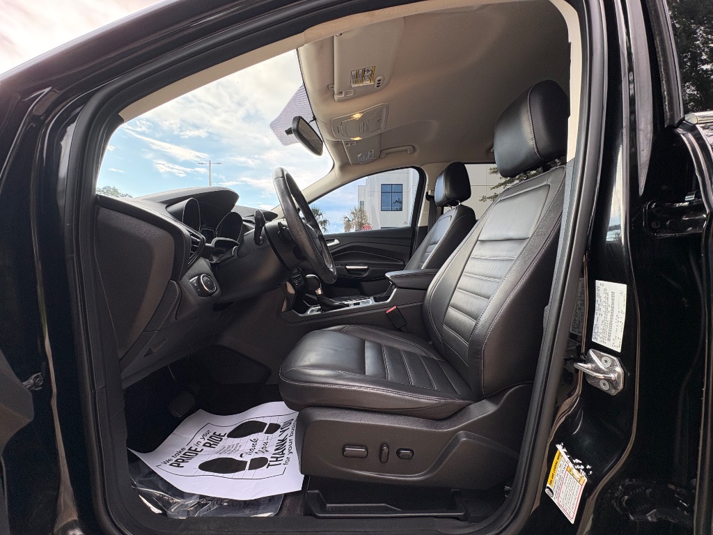 2017 Ford Escape - $10,495
