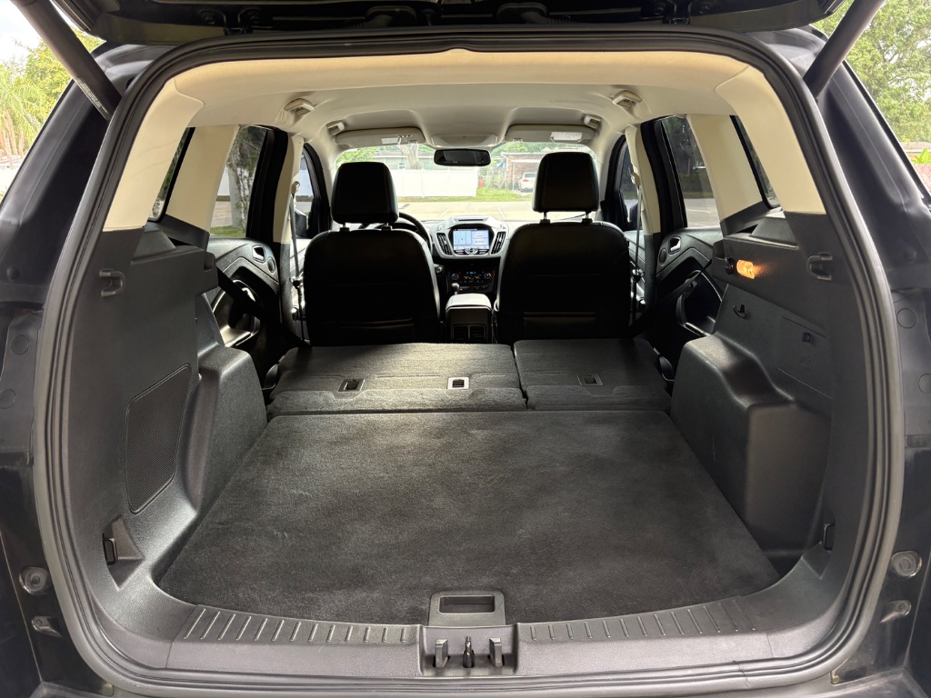 2017 Ford Escape - $10,495