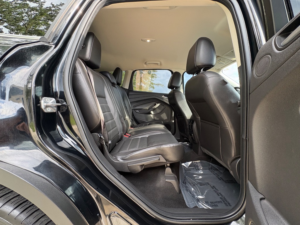 2017 Ford Escape - $10,495