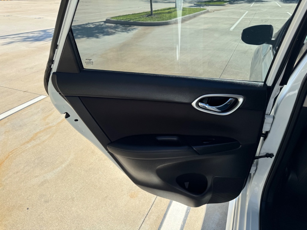 2017 Nissan Sentra - $8,995
