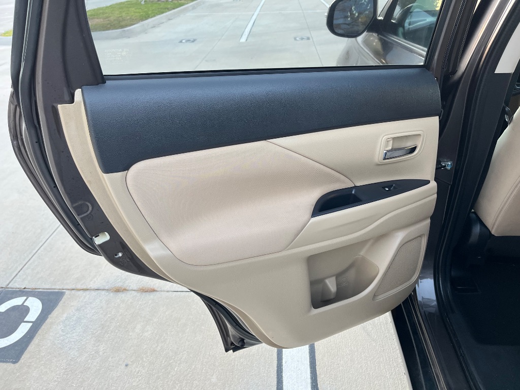 2017 Mitsubishi Outlander - $9,795