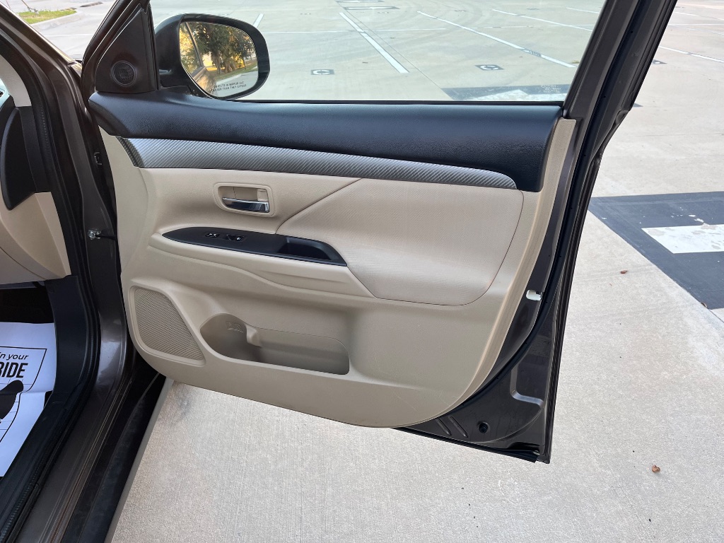 2017 Mitsubishi Outlander - $9,795