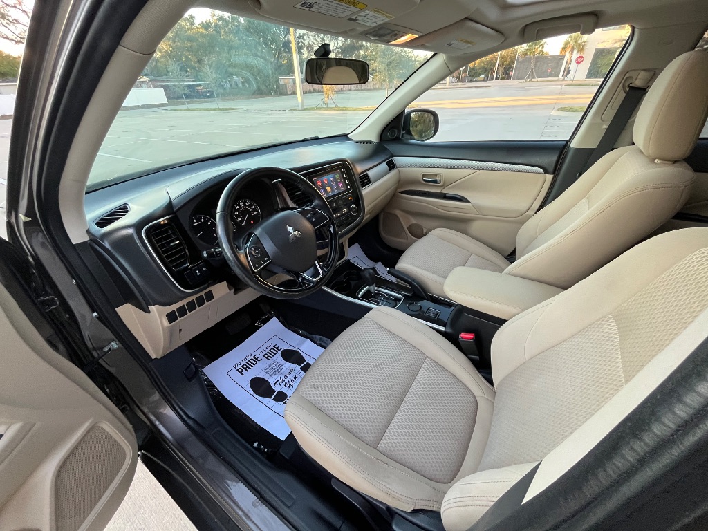 2017 Mitsubishi Outlander - $9,795