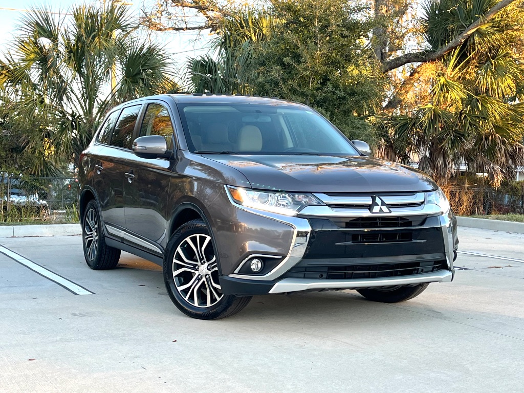 2017 Mitsubishi Outlander - $9,795