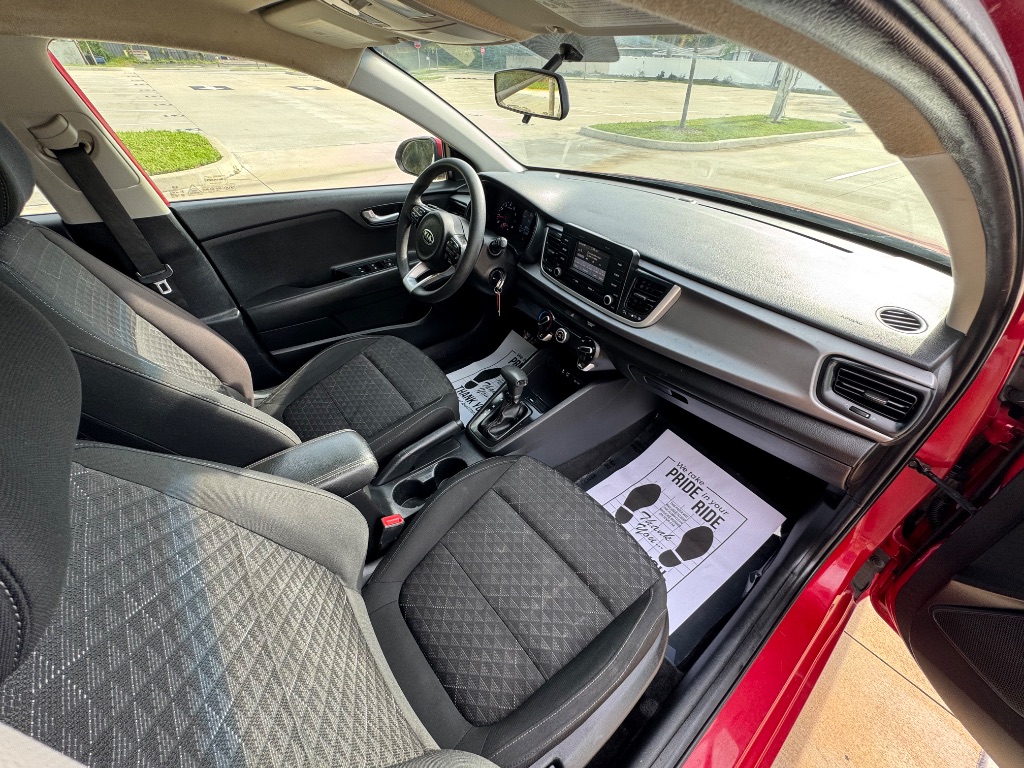 2018 Kia Rio - $8,395