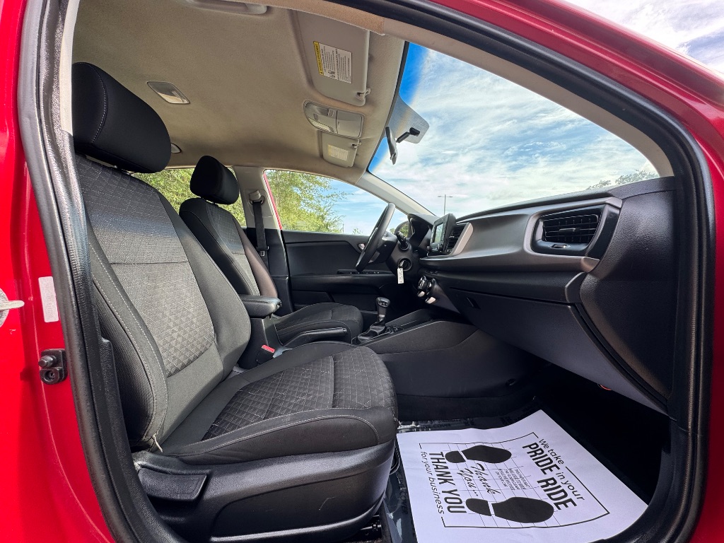 2018 Kia Rio - $8,395