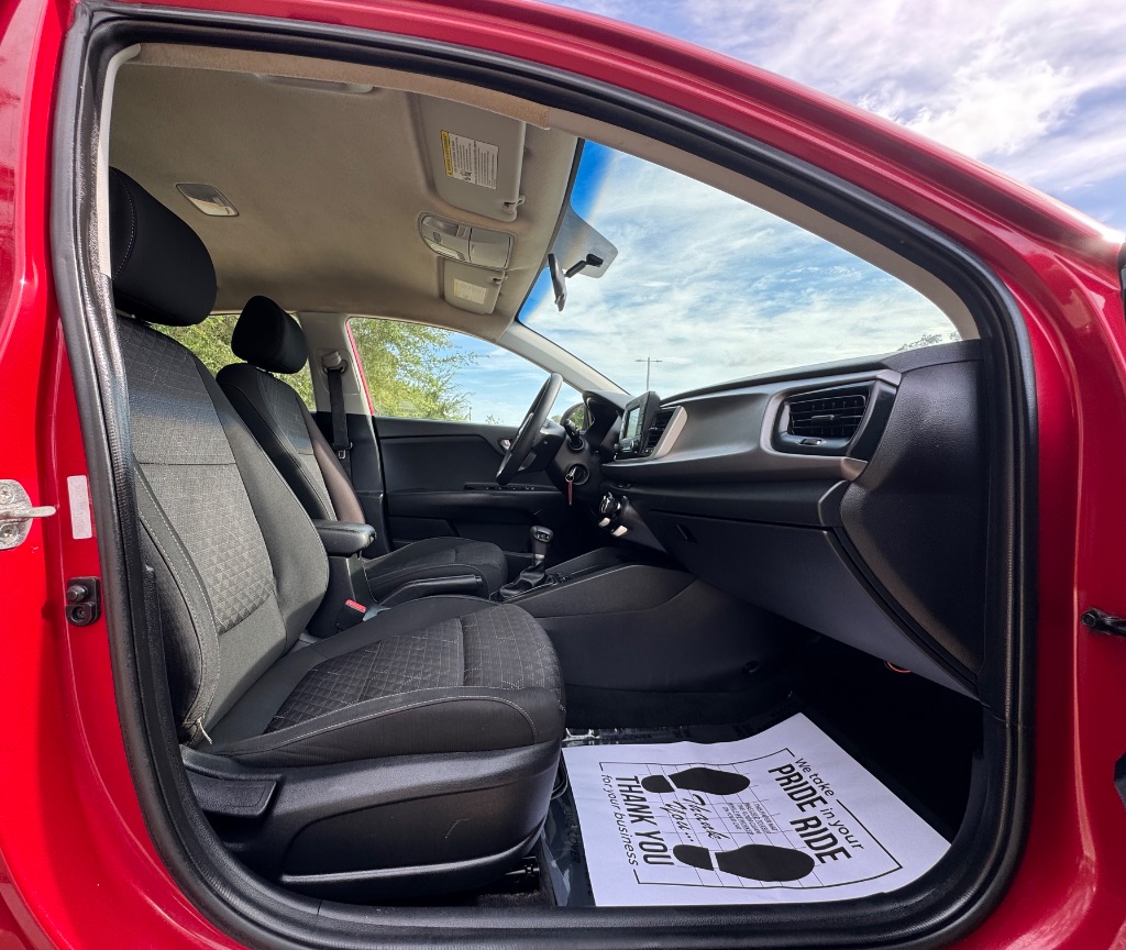 2018 Kia Rio - $8,395