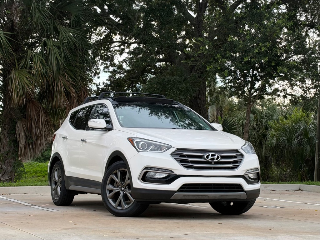 2018 Hyundai Santa Fe Sport - $10,595