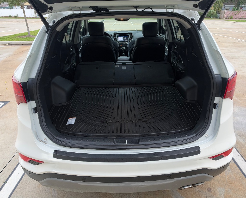 2018 Hyundai Santa Fe Sport - $10,595