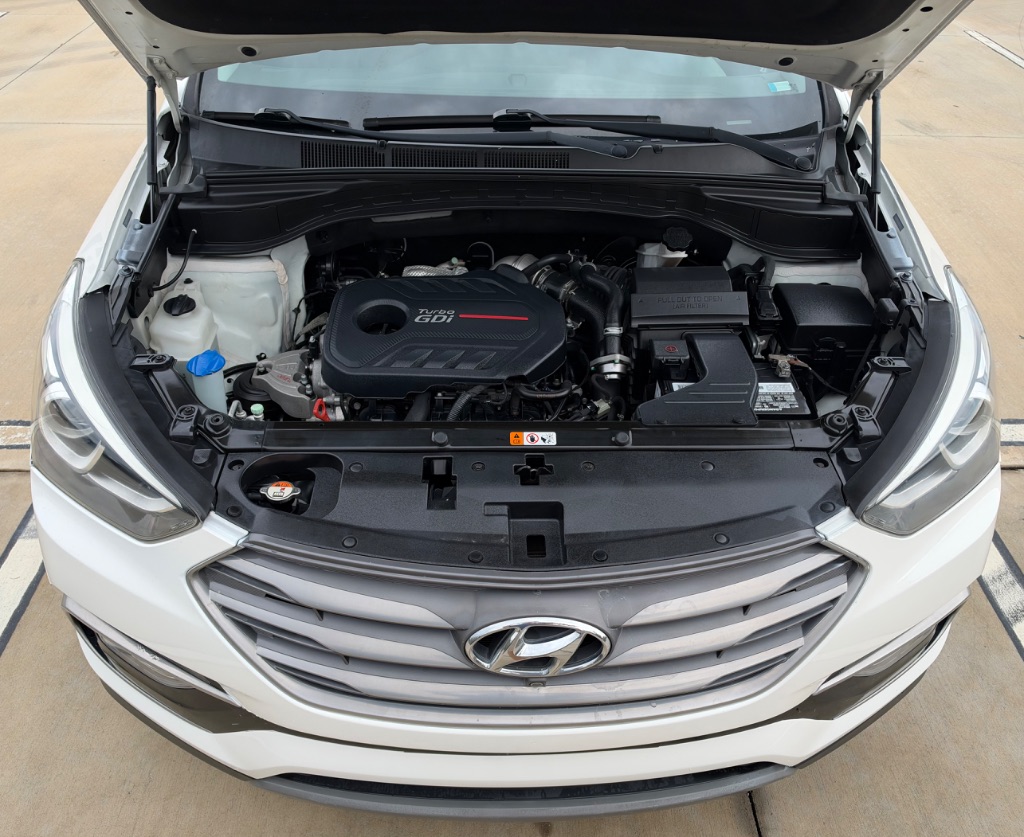 2018 Hyundai Santa Fe Sport - $10,595