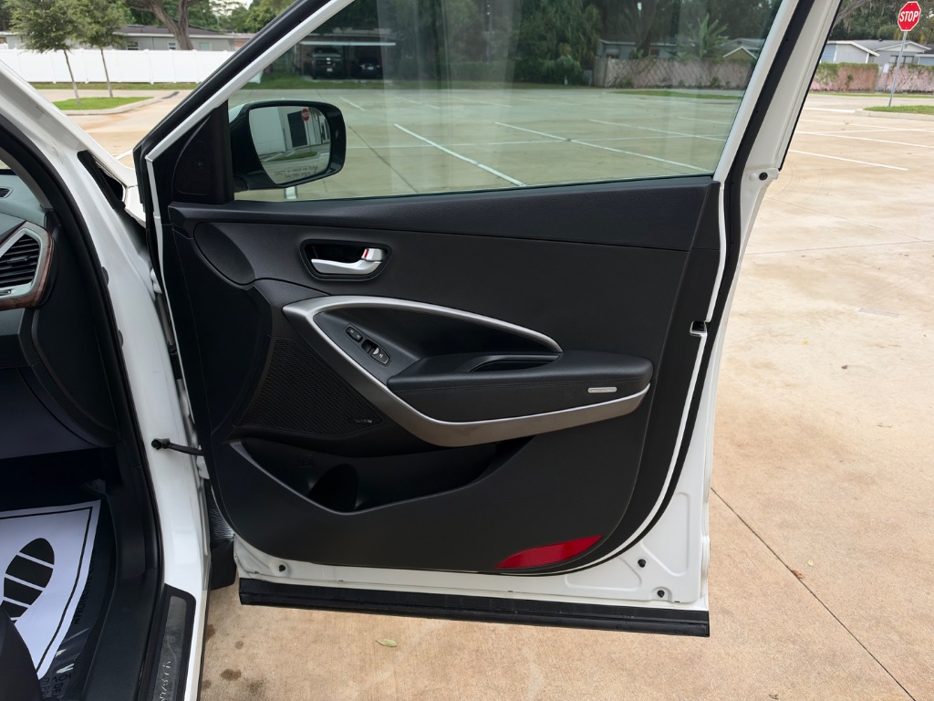 2018 Hyundai Santa Fe Sport - $10,595