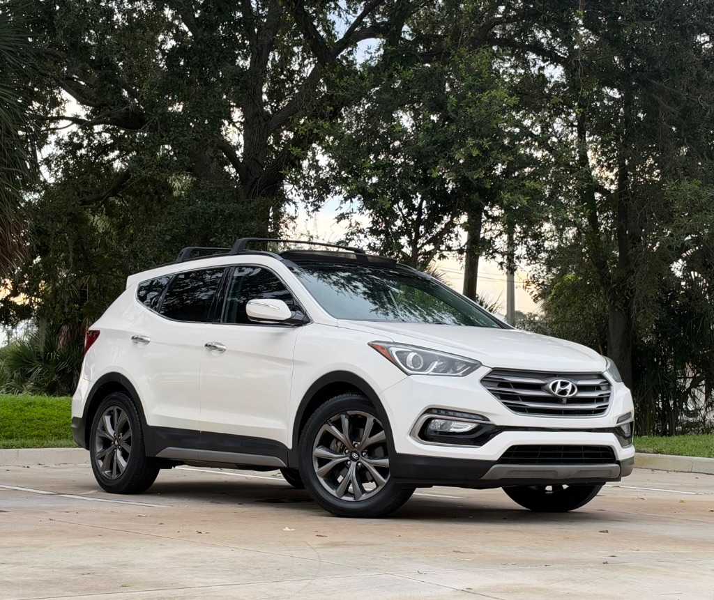 2018 Hyundai Santa Fe Sport - $10,595