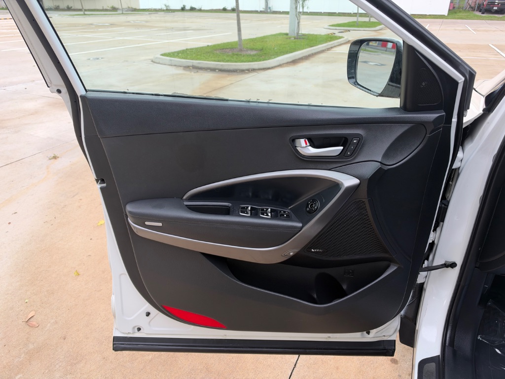 2018 Hyundai Santa Fe Sport - $10,595