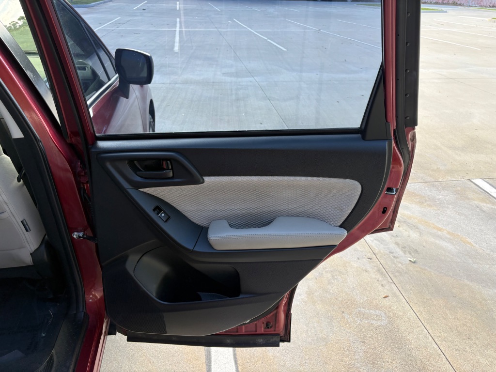 2018 Subaru Forester - $11,995