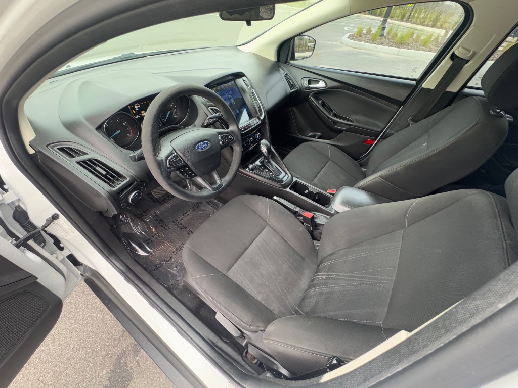 2018 Ford Focus SE photo