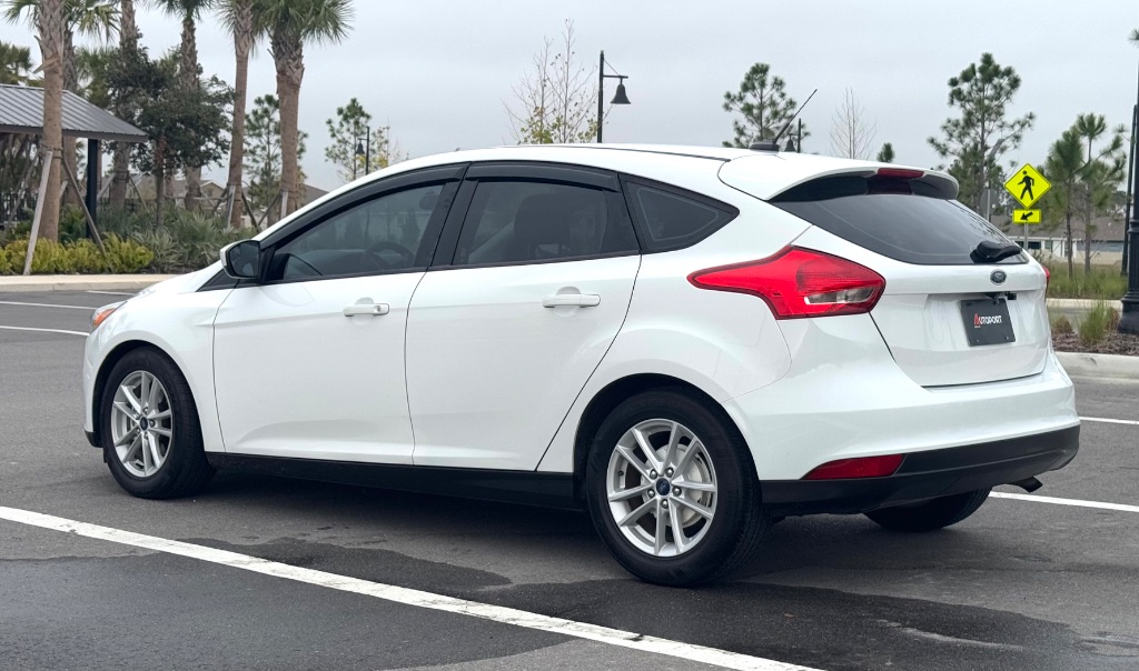 2018 Ford Focus SE photo