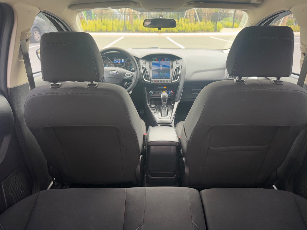 2018 Ford Focus SE photo