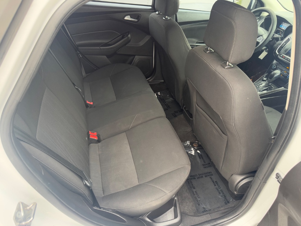 2018 Ford Focus SE photo