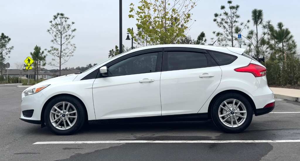 2018 Ford Focus SE photo