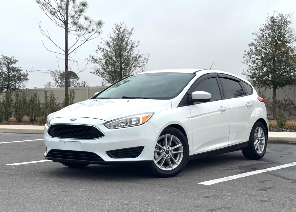 2018 Ford Focus SE photo