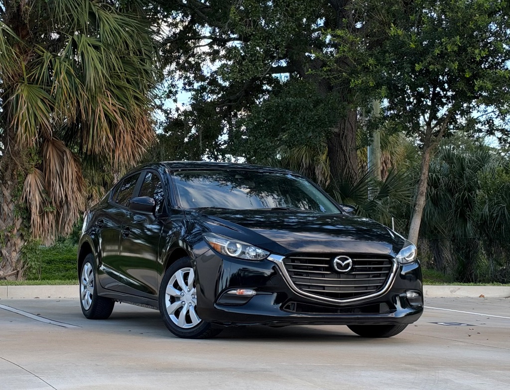 2018 MAZDA MAZDA3 - $9,995