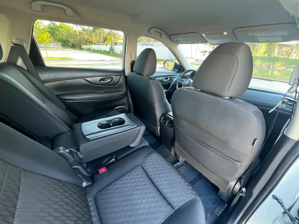 2018 Nissan Rogue - $10,295