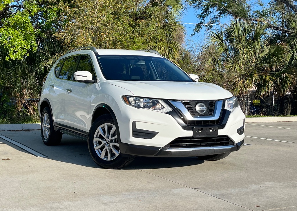 2018 Nissan Rogue - $10,295