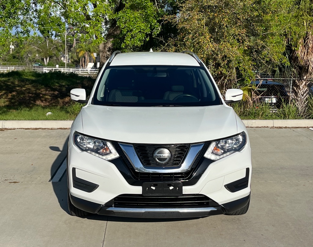 2018 Nissan Rogue - $10,295