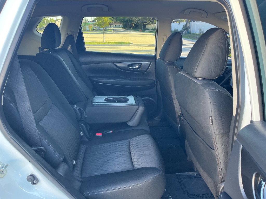 2018 Nissan Rogue - $10,295
